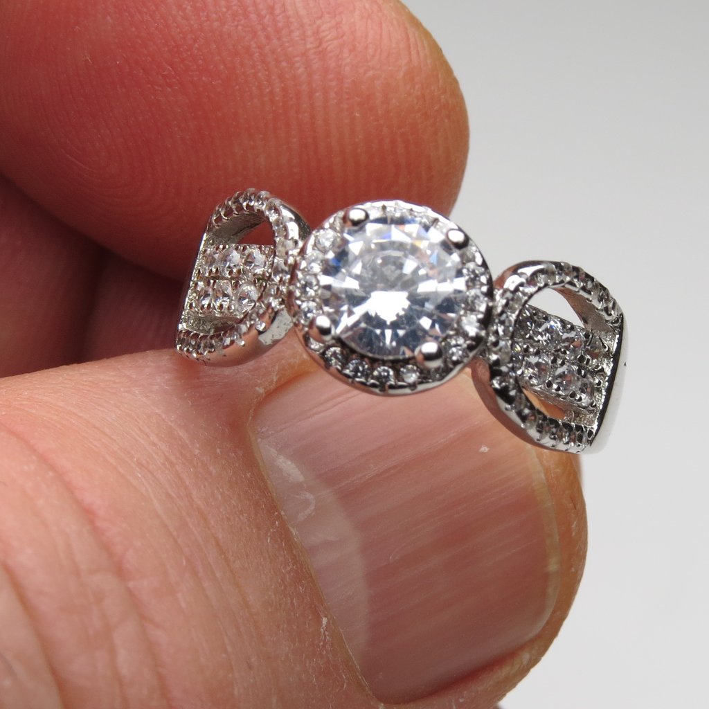 925 Sterling Silver Diamond Band Engagement Ring 119$